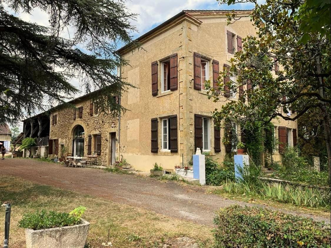 La Demeure Des Fleurs Otel Caillavet Dış mekan fotoğraf